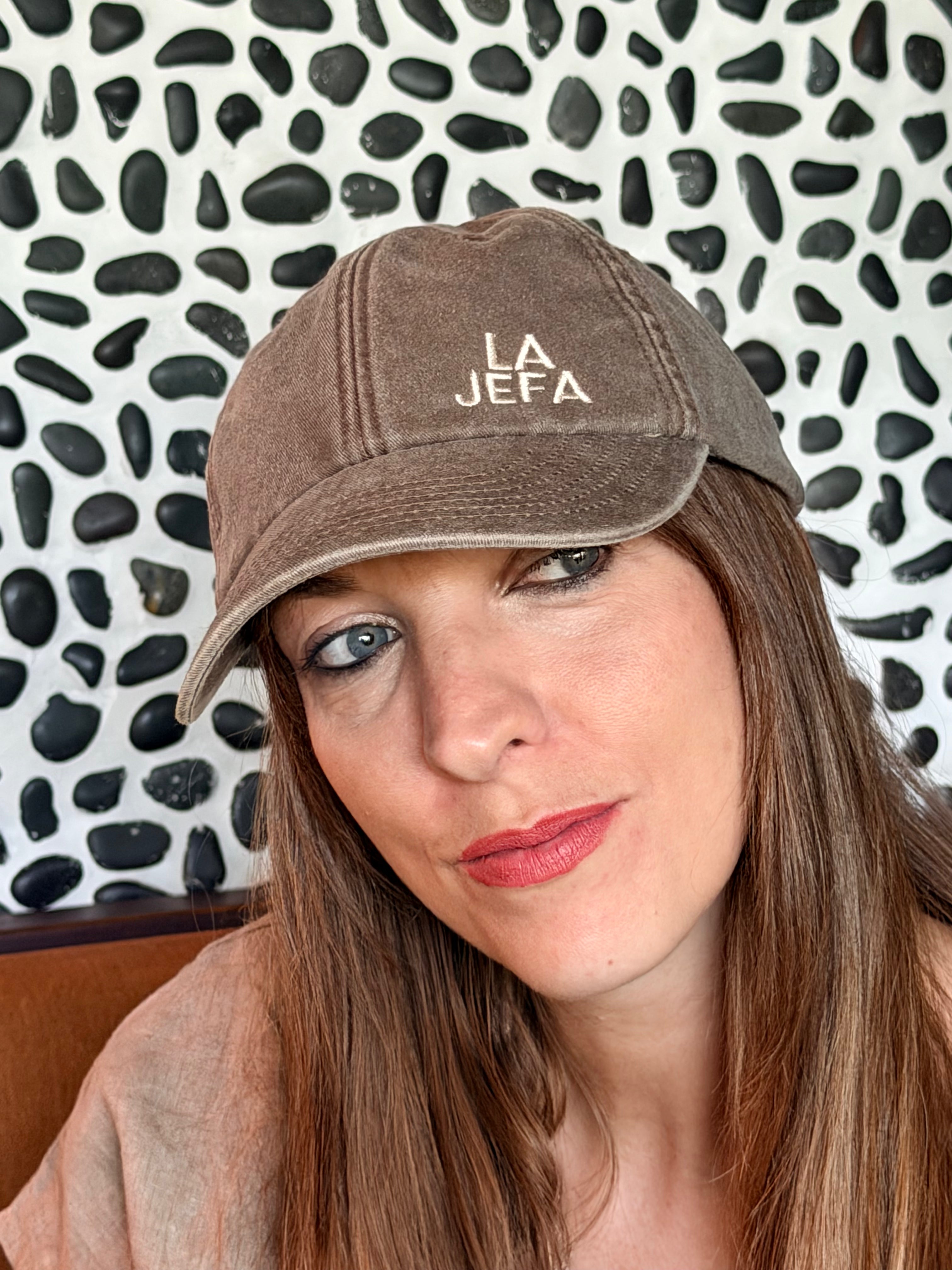 Gorra LA JEFA – Topo