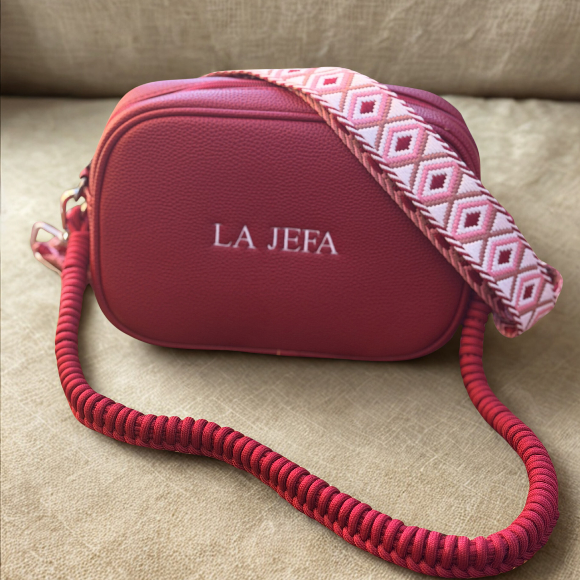 Bolso "LA JEFA"- Vegan- Vino