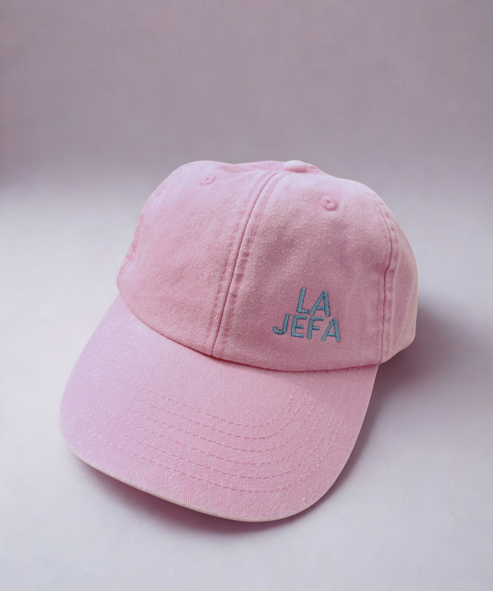Gorra LA JEFA – Rosa palo