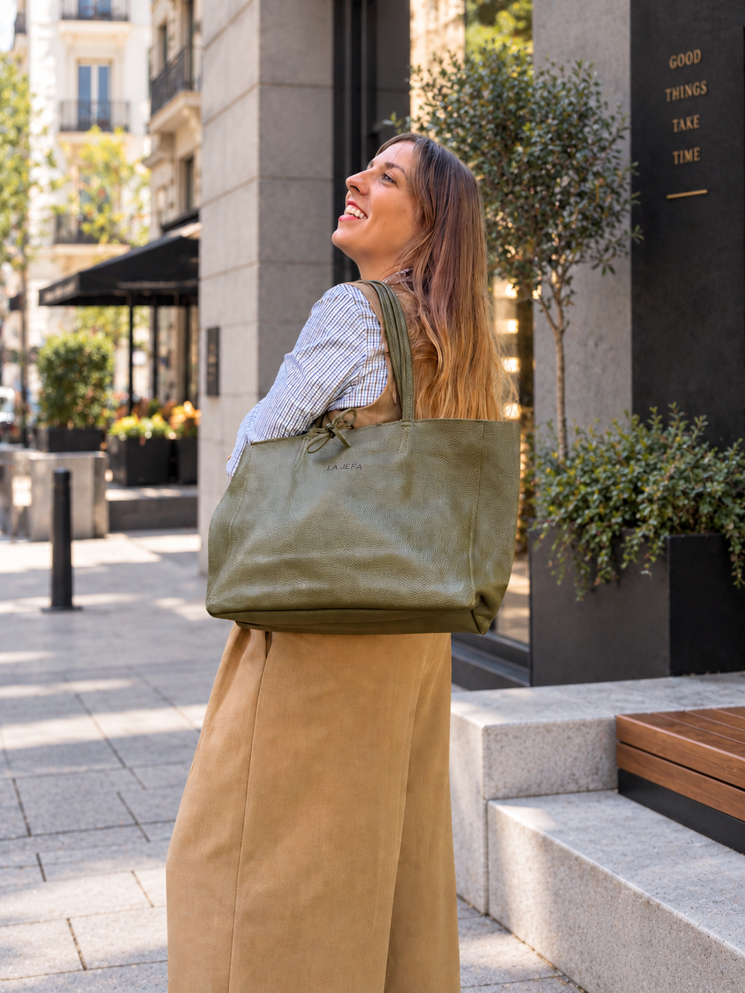 Bolso Shopper " La jefa" Verde Caqui