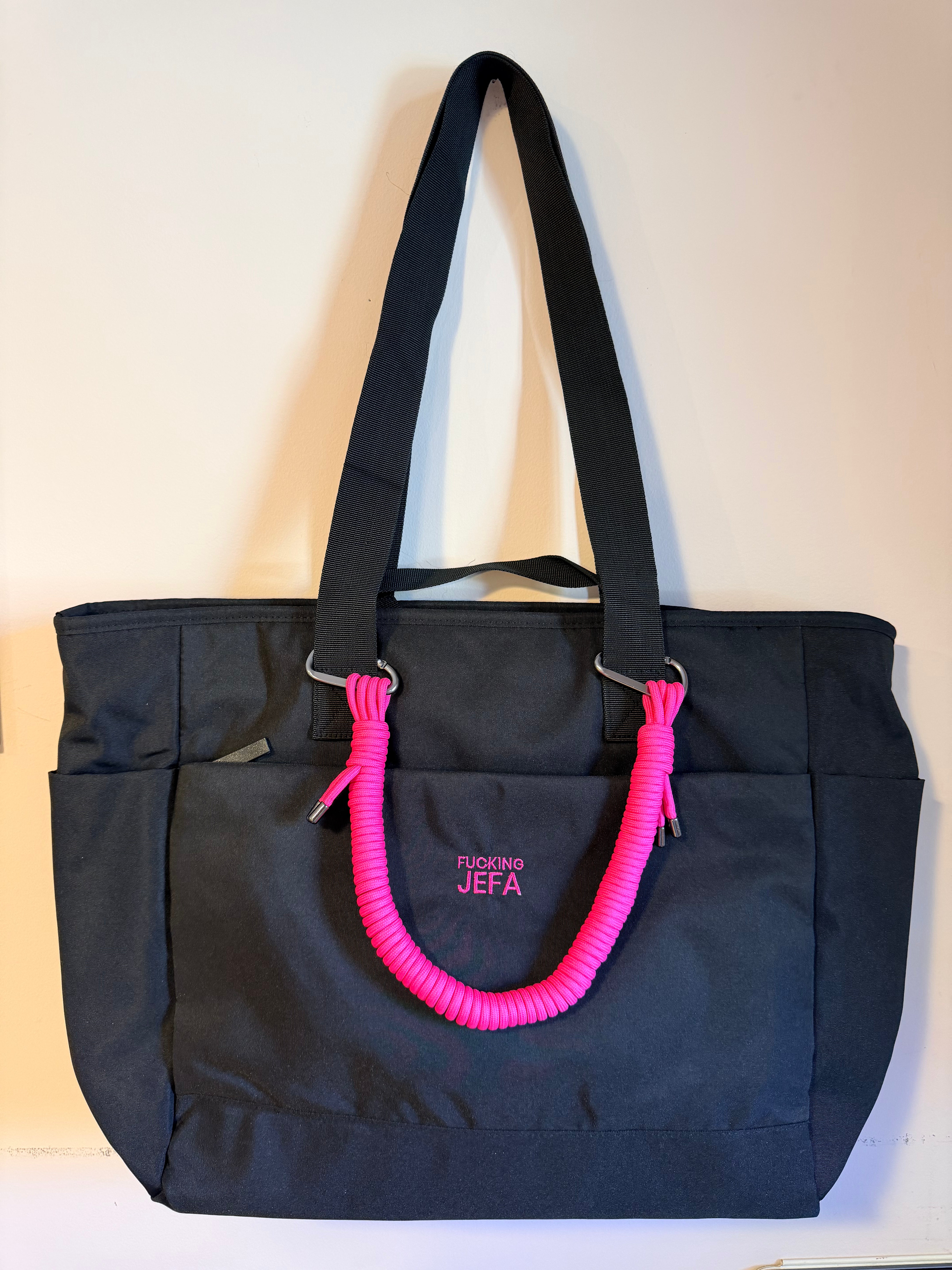 Bolso todoterreno "FUCKING JEFA" - Black