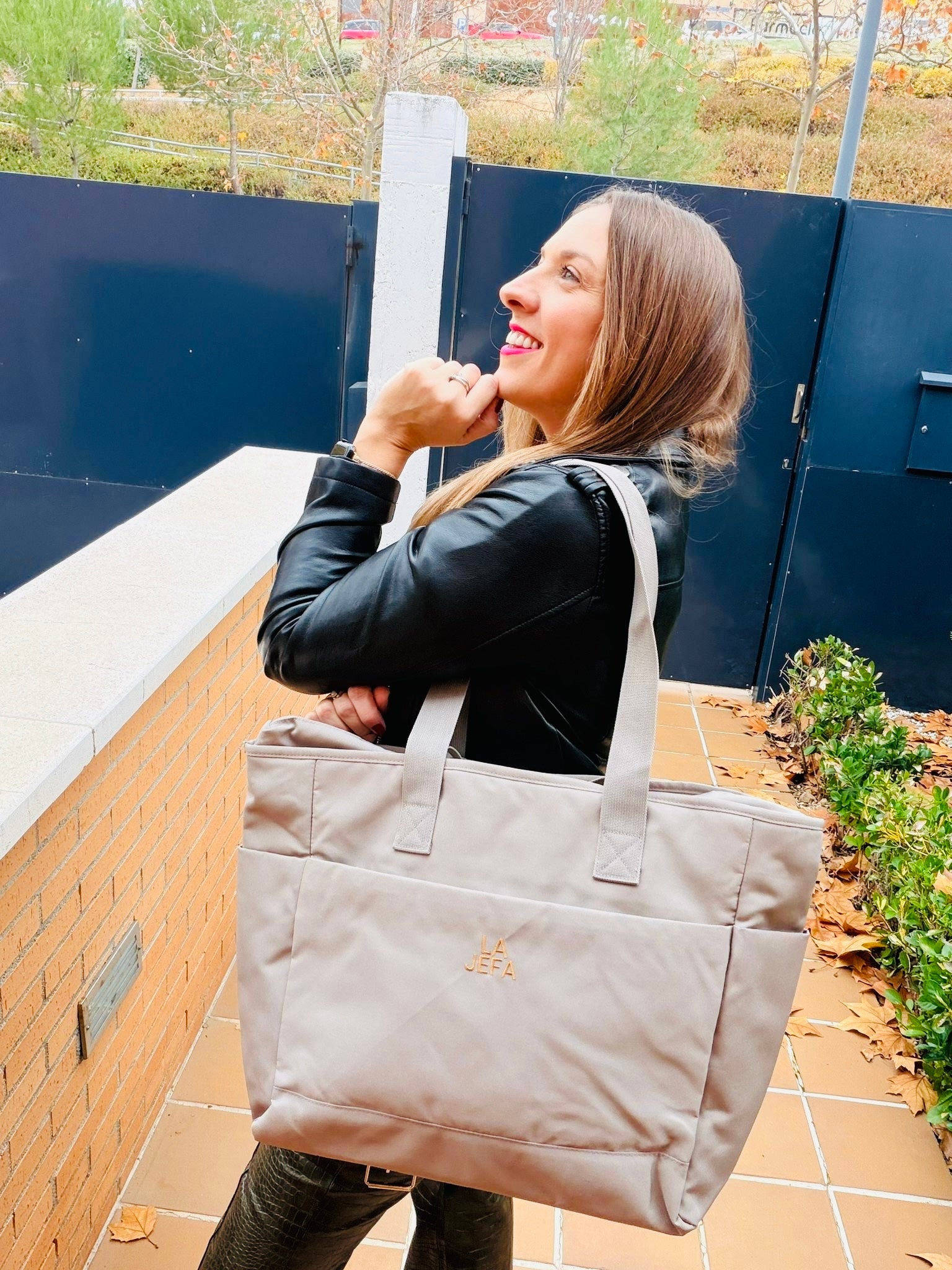 Bolso todoterreno "LA JEFA" - Beig