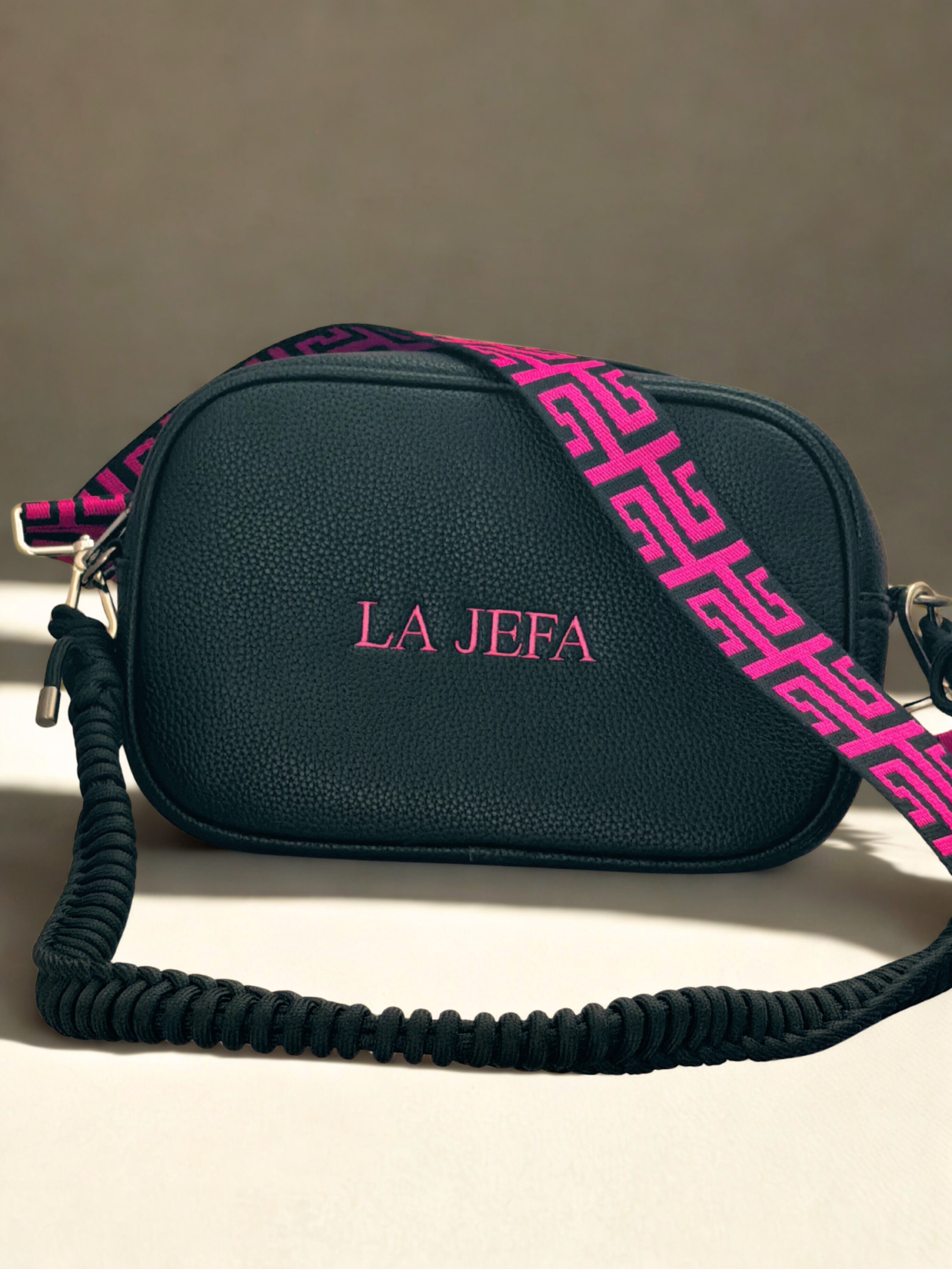 Bolso "LA JEFA"- Vegan Negro